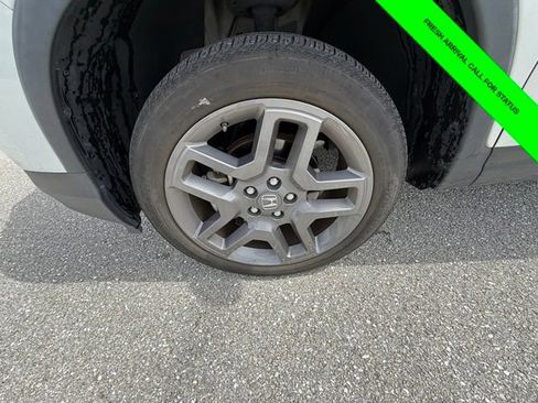 Used 2023 Honda Passport EX-L image 9