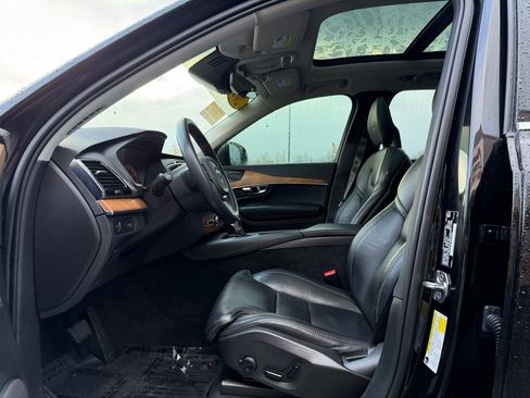 Used 2020 Volvo XC90 T6 Inscription w/ Protection Package Premier image 15