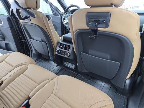 New 2026 Land Rover Discovery Dynamic SE AWD/4WD image 11