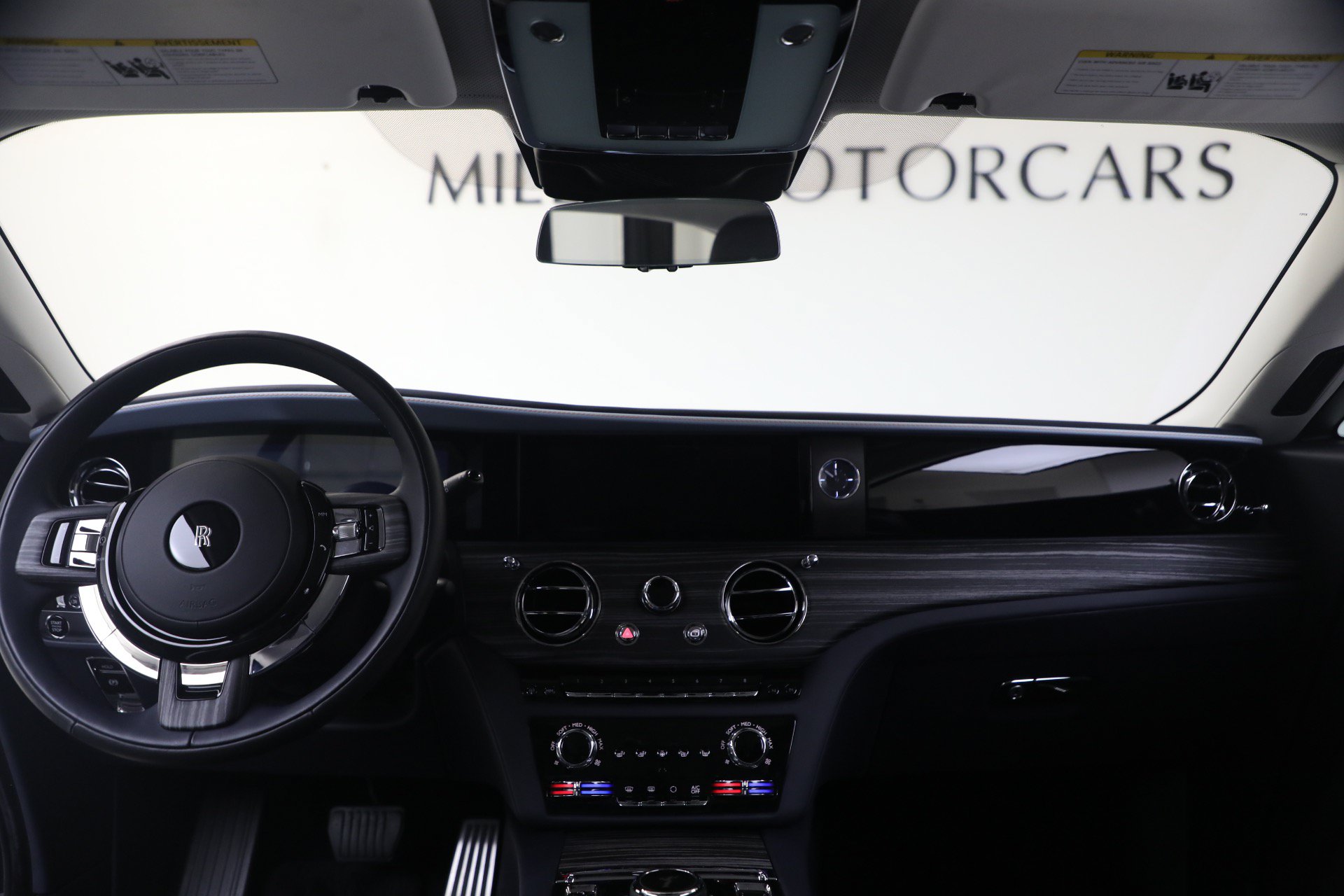 Certified 2024 Rolls-Royce Spectre w/ Spectre Launch Package AWD/4WD image 4