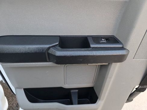 Used 2022 Ford F350 XL w/ Power Equipment Group image 17