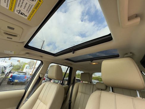 Used 2013 Land Rover LR2 HSE AWD/4WD image 21