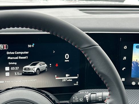 New 2026 Nissan Kicks SR w/ Cold Weather Package image 18