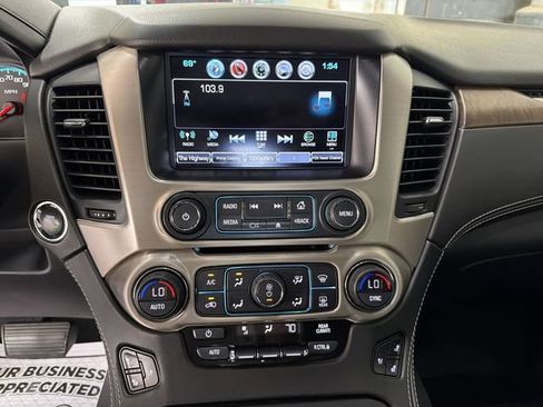 Used 2018 GMC Yukon Denali w/ Denali Ultimate Package AWD/4WD image 16