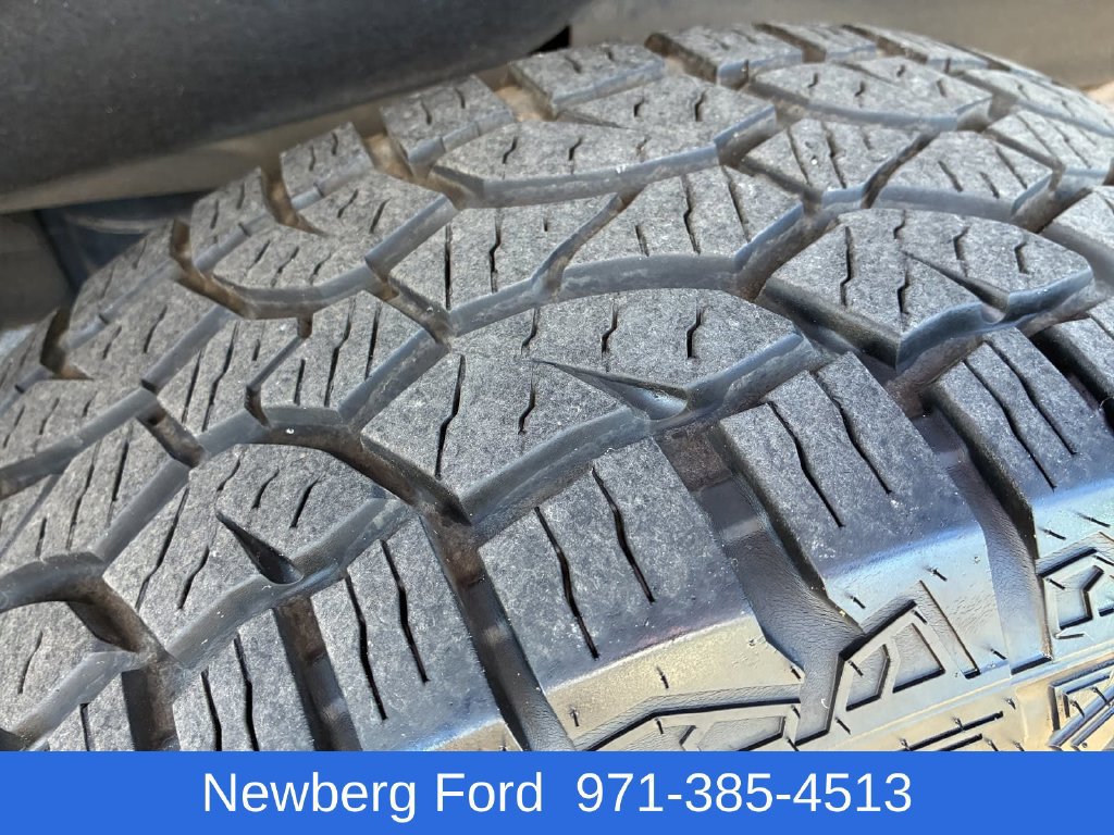 Used 2025 GMC Sierra 1500 SLT AWD/4WD image 9