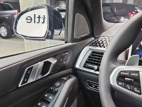 New 2026 BMW X7 xDrive40i w/ M Sport Package image 22