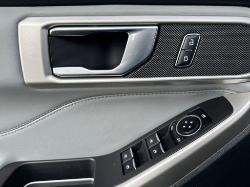 Certified 2023 Ford Explorer XLT w/ Equipment Group 202A image 13