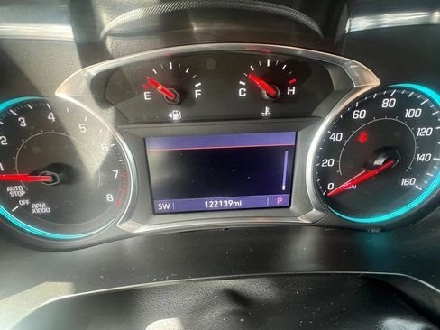 Used 2021 Chevrolet Traverse LT AWD/4WD image 18