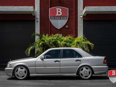 Used 1999 Mercedes-Benz C 43 AMG Sedan image 6