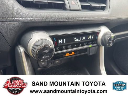 Used 2025 Toyota RAV4 LE image 22