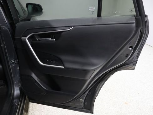 Used 2023 Toyota RAV4 Limited image 21