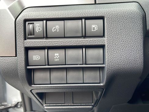 New 2026 Toyota 4Runner SR5 AWD/4WD image 23