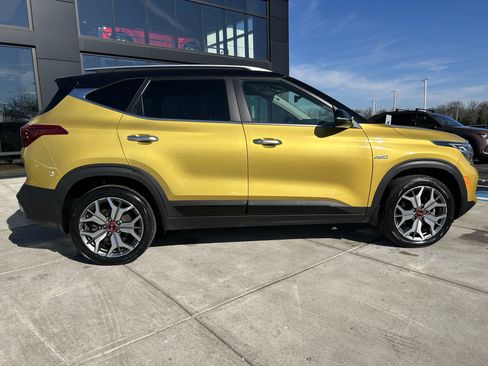 Used 2021 Kia Seltos SX image 8