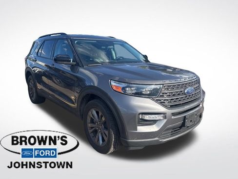 Used 2022 Ford Explorer XLT w/ Equipment Group 202A image 1