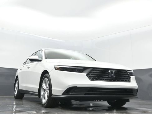 Certified 2024 Honda Accord LX image 5