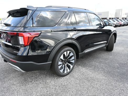 New 2026 Ford Explorer Platinum w/ LUX Leather Package AWD/4WD image 3