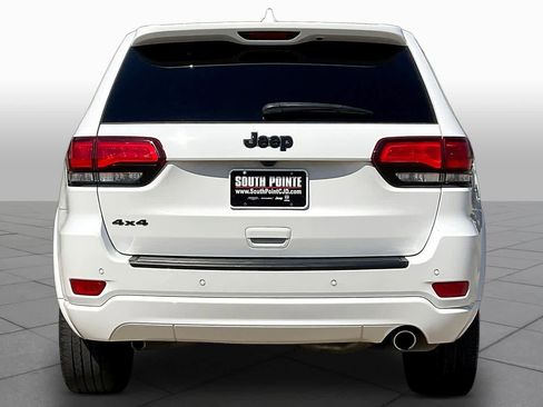 Used 2020 Jeep Grand Cherokee Altitude image 5
