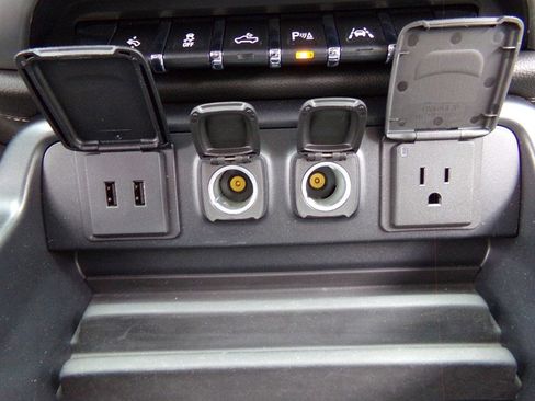 Used 2018 GMC Sierra 1500 SLT image 49