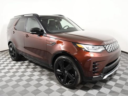 Used 2026 Land Rover Discovery Limited Edition AWD/4WD image 8