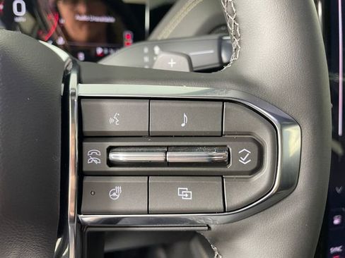 New 2026 GMC Yukon Elevation w/ Elevation Premium Package AWD/4WD image 5