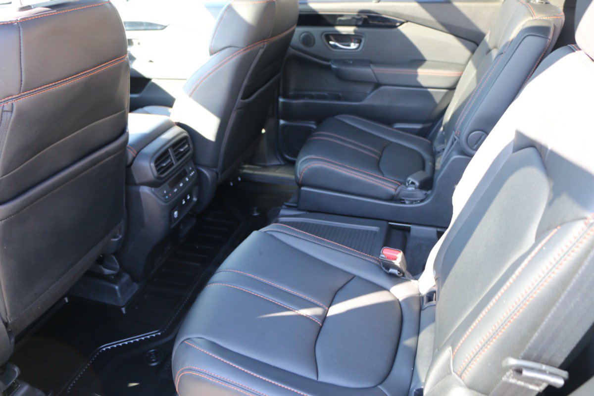 Used 2026 Honda Pilot TrailSport image 34