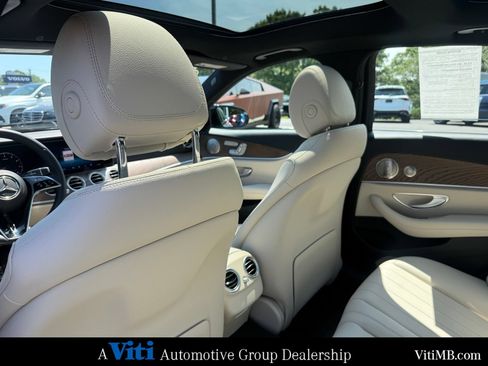 Certified 2022 Mercedes-Benz E 450 4MATIC Sedan image 21
