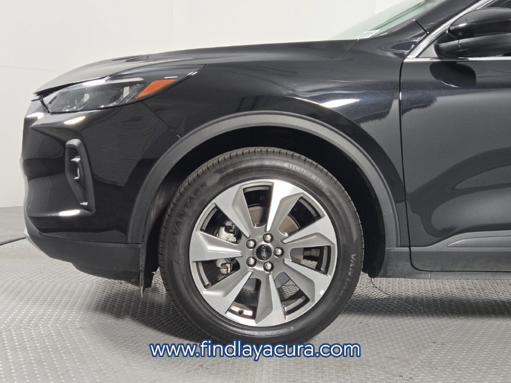 Used 2025 Ford Escape Platinum AWD/4WD image 12