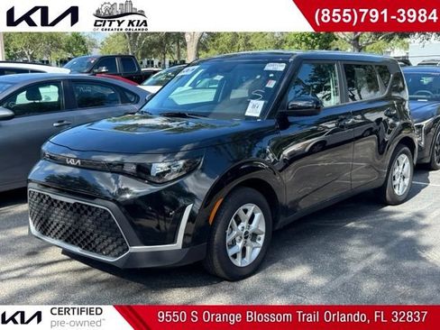 Certified 2025 Kia Soul LX w/ LX Technology Package FWD image 1
