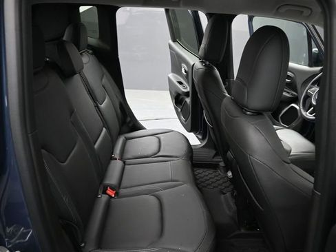 Used 2022 Jeep Renegade Limited AWD/4WD image 19