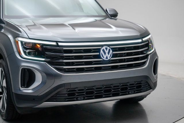 Used 2024 Volkswagen Atlas SE AWD/4WD image 5