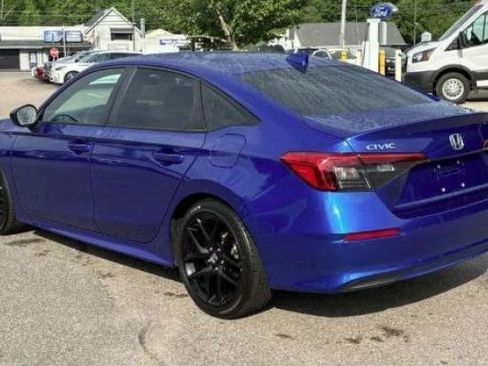 Used 2023 Honda Civic Sport image 12