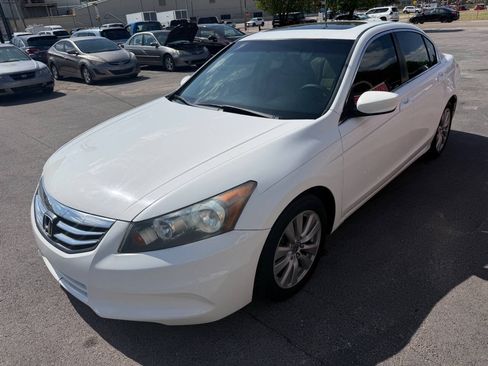 Used 2011 Honda Accord EX image 4