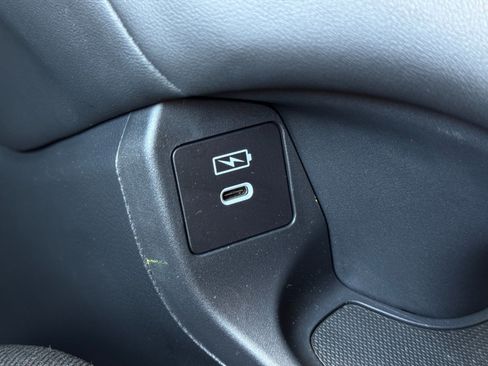 Used 2026 Honda HR-V LX image 27