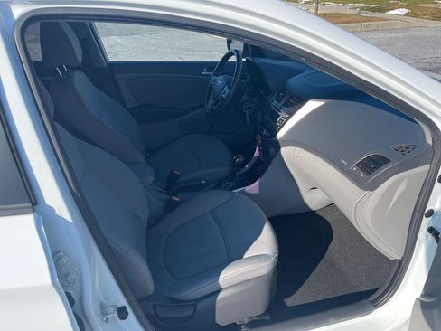 Used 2015 Hyundai Accent Sport image 24
