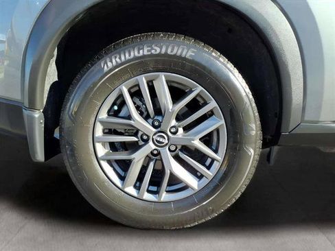 Certified 2025 Nissan Rogue S image 19