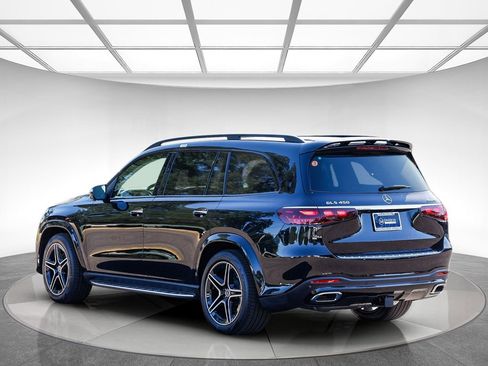 New 2026 Mercedes-Benz GLS 450 4MATIC image 2