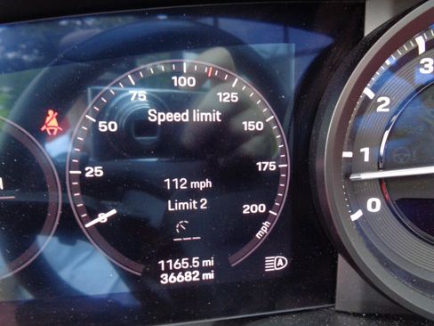 Used 2021 Porsche 911 Carrera image 21