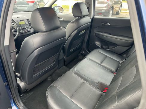 Used 2012 Hyundai Elantra SE image 7