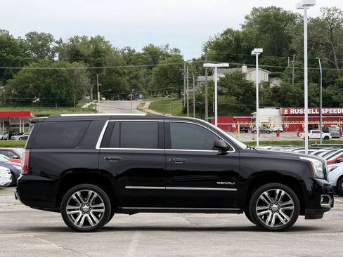 Used 2018 GMC Yukon Denali w/ Denali Ultimate Package AWD/4WD image 6