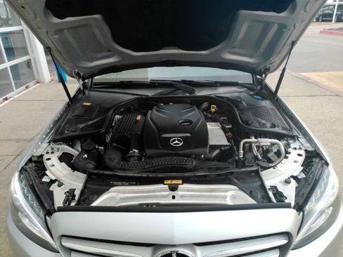 Used 2016 Mercedes-Benz C 300 4MATIC Sedan image 43