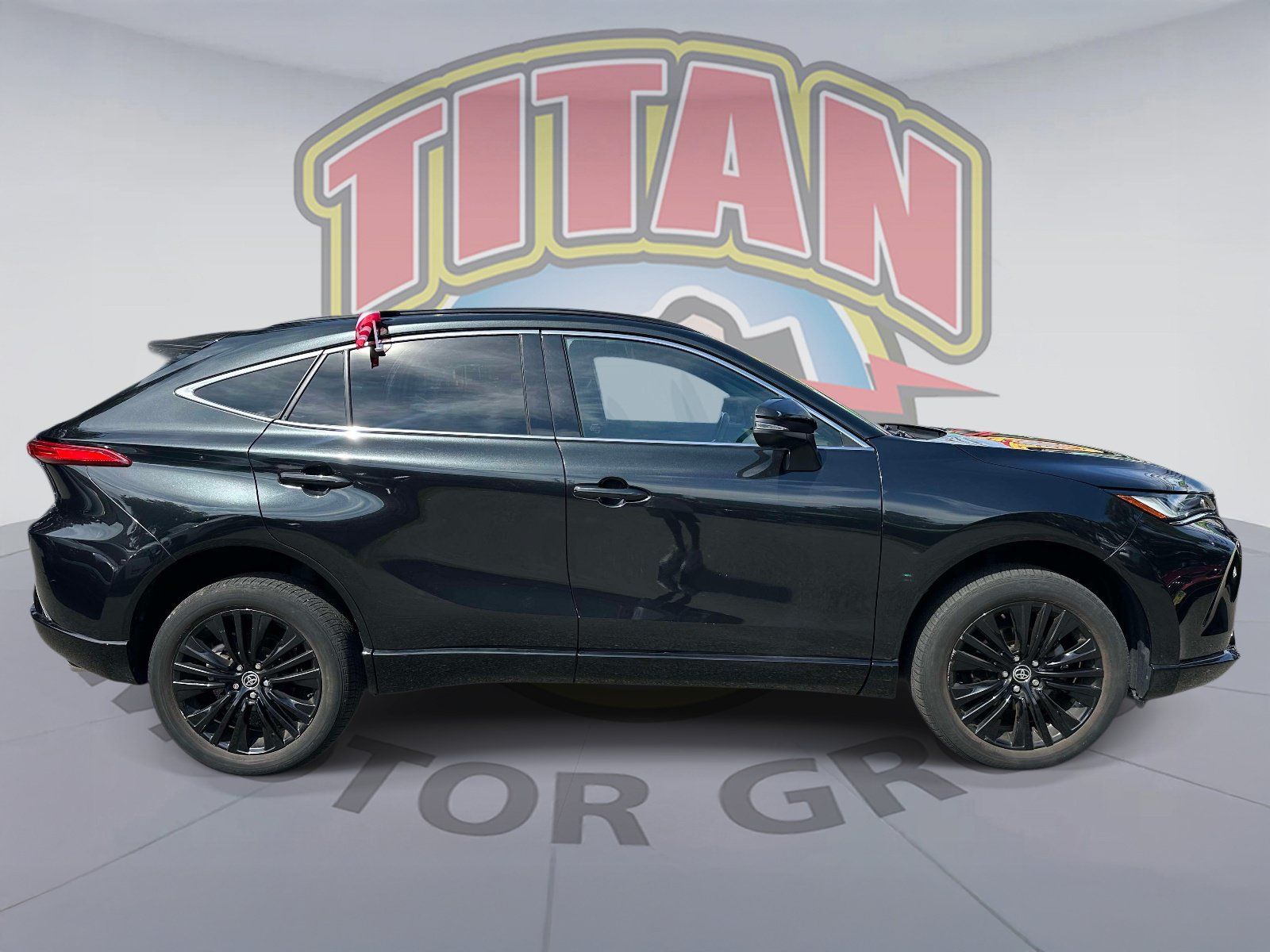 Used 2024 Toyota Venza Nightshade AWD/4WD image 2
