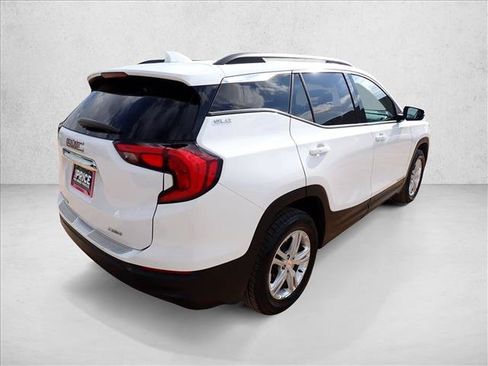 Used 2020 GMC Terrain SLE w/ Driver Convenience Package AWD/4WD image 4