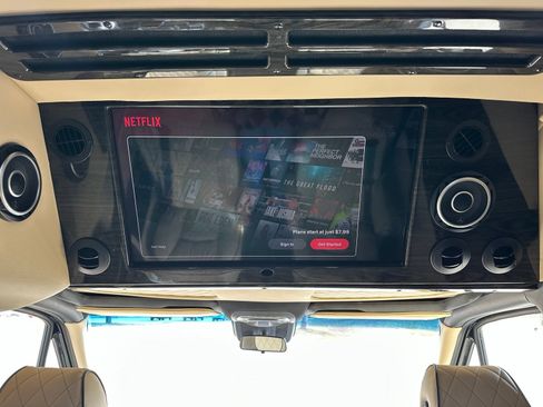 Used 2022 Mercedes-Benz Sprinter 3500 image 19