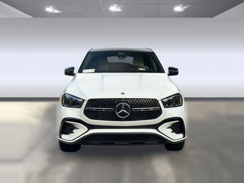 Used 2025 Mercedes-Benz GLE 450 4MATIC Coupe image 6