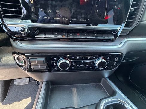 Used 2026 GMC Sierra 1500 SLT w/ SLT Premium Package AWD/4WD image 42