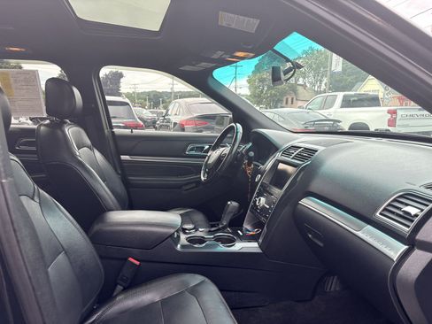 Used 2016 Ford Explorer Sport w/ Equipment Group 401A AWD/4WD image 18
