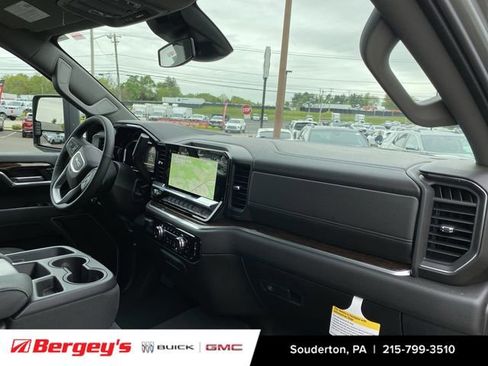 New 2026 GMC Sierra 2500 SLE w/ SLE Value Package; AWD/4WD image 32