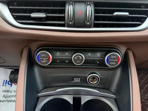 Used 2021 Alfa Romeo Stelvio Ti image 14