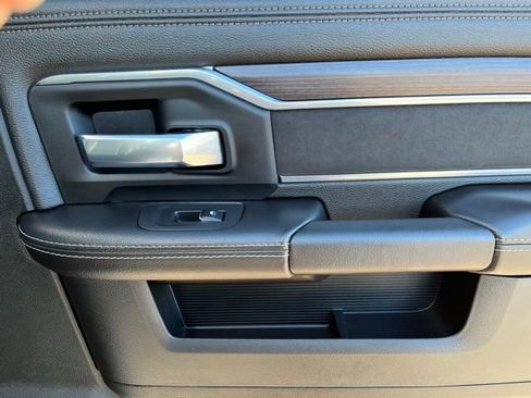Used 2025 RAM 2500 Laramie image 18