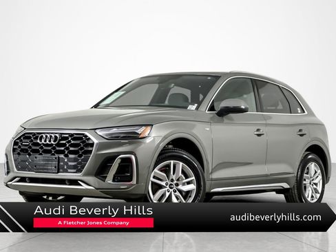 Used 2023 Audi Q5 2.0T Premium w/ Convenience Package image 1